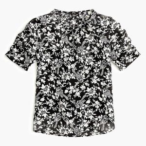 Petite ruched-sleeve top in floral print